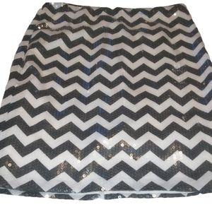 Carmen Marc Valvo Womens Size 2 Sequin Gray White Chevron Print Skirt Lined